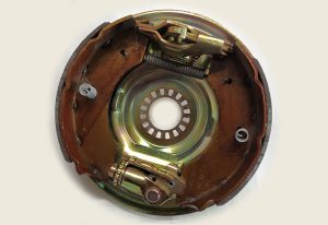 Щиток томозной F230 AL-KO Аналог